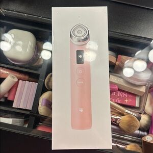 Pink medicube booster pro nwt/nib